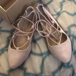 Blush flat shoes